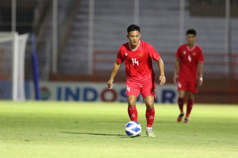 Aksi Hoang Quang Dung bersama Timnas Vietnam U-19 di Piala AFF U-19 2024 (c) Ofisial VFF